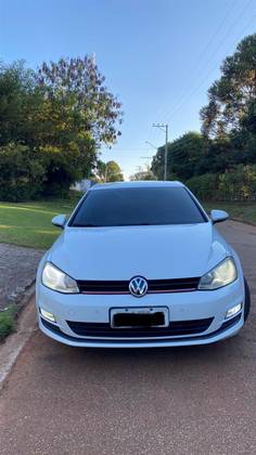 VOLKSWAGEN GOLF 1.4 TSI COMFORTLINE 16V GASOLINA 4P AUTOMÁTICO VOLKSWAGEN GOLF 1.4 TSI COMFORTLINE 16V GASOLINA 4P AUTOMÁTICO